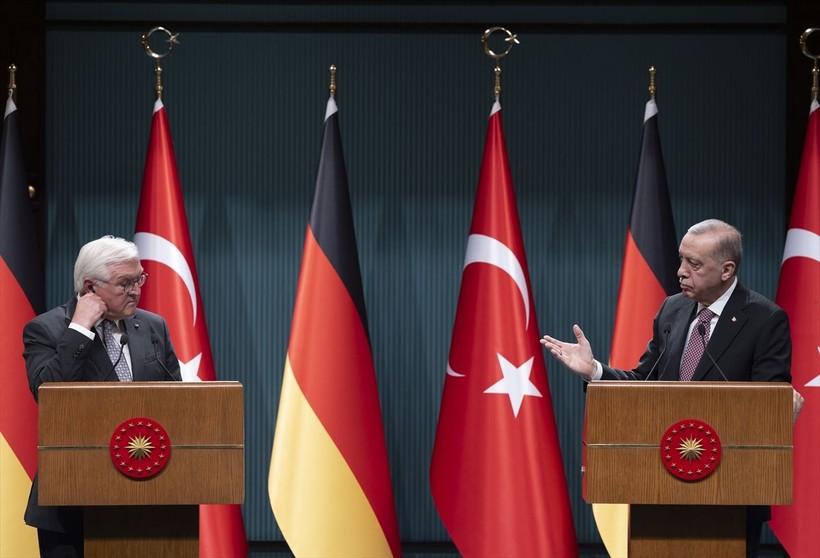 Alman gazete Ankara'daki tarihi zirveyi değerlendirdi! Erdoğan Steinmeier'den daha cesur konuştu - Resim: 3