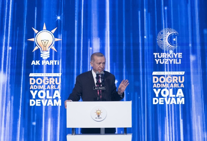 Dünyanın gözü Türkiye'de yapılacak cumhurbaşkanlığı seçiminde! Cumhurbaşkanı Recep Tayyip Erdoğan manşetlerde - Resim: 10