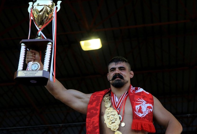Başpehlivan Cengizhan Şimşek'in altın kemeri alınabilir - Resim: 1