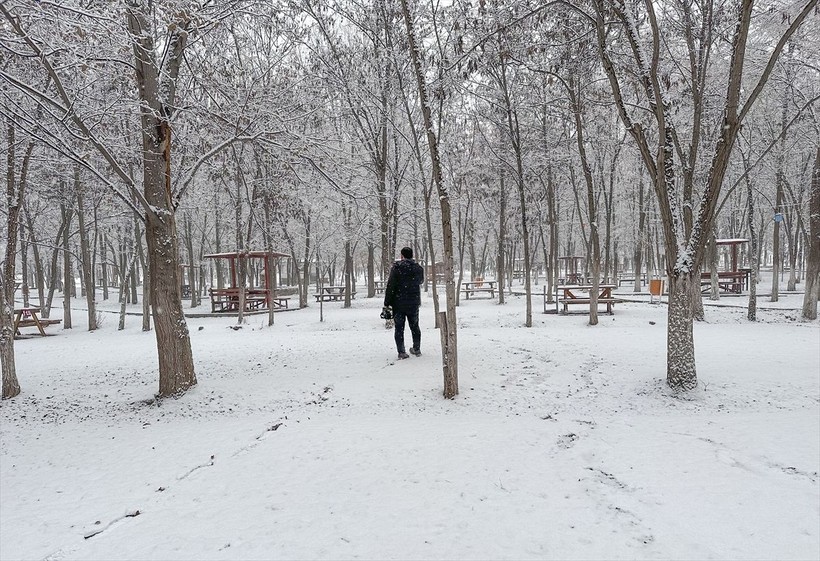 AKOM'dan gizli buzlanma uyarısı! İstanbul'a kar ne zaman yağacak? Özellikle 'öğle' saatlerine dikkat edin 🌨️❄️☃️| 12 OCAK HAVA DURUMU NASIL? - Resim: 9