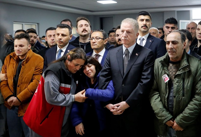 Çağlayan'daki hain saldırıda hayatını kaybeden Dilfiraz Karataş toprağa verildi - Resim: 1
