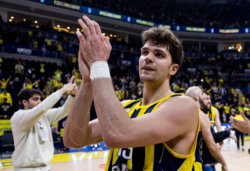 THY EuroLeague'de Baskonia'yla karşılaşan Fenerbahçe Beko hem galip oldu hem de kendi rekorunu kırdı - Resim: 9