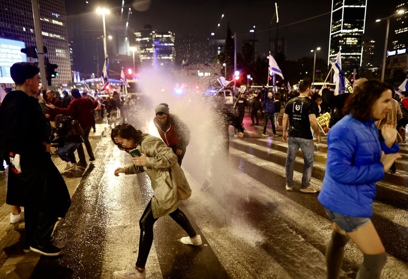 İsrailli vatandaşlardan 'Netanyahu' karşıtı eylem! - Resim: 42