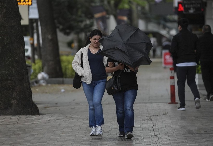 28 ile sarı kodlu uyarı: Sağanak ve fırtına gelebilir - Resim: 2