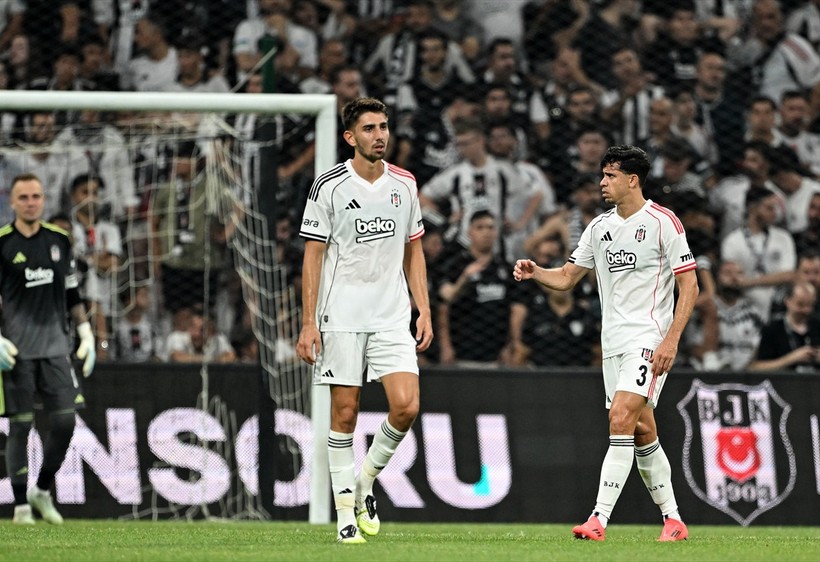 Beşiktaş, Avrupa Ligi'nde ilk maçında Shakhtar Donetsk'e evinde yenildi - Resim : 4