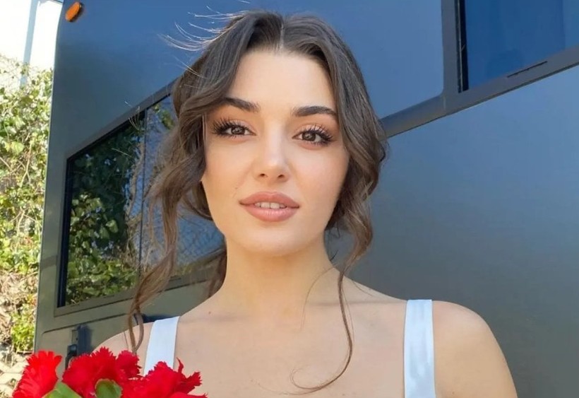 Bir süre önce Kerem Bürsin ile ilişkisini sonlandıran Hande Erçel'in yeni aşkı basketbolcu çıktı - Resim: 6