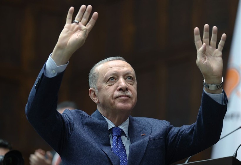 Cumhurbaşkanı Recep Tayyip Erdoğan Meclis'e gelmeyen vekilleri azarladı: Millet para veriyor hakkını helal etmez aldığınız maaşlar da haramdır - Resim: 9