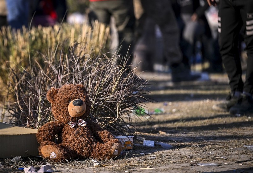 Kahramanmaraş depreminde enkaz kaldırma çalışmalarıyla yıkımın izleri gün yüzüne çıktı - Resim: 8