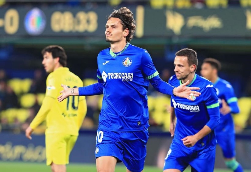 Enes Ünal Sevilla'yı da boş geçmedi! Gol krallığında zirveyi zorluyor! - Resim: 5