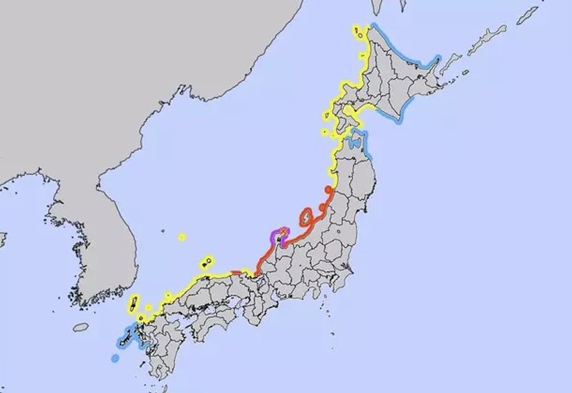Son dakika! Japonya'nın 7,4'lük deprem ile sallandığı anlar kamerada! Tsunami alarmı: Binaların üst katlarına sığının - Resim : 6