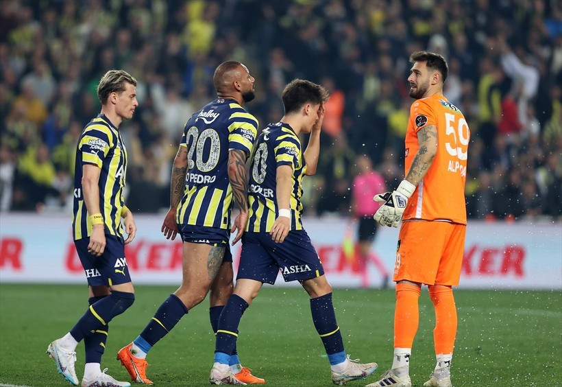 Fenerbahçe büyük fırsat tepti! Bu kez son dakikada yıkıldı - Resim: 28