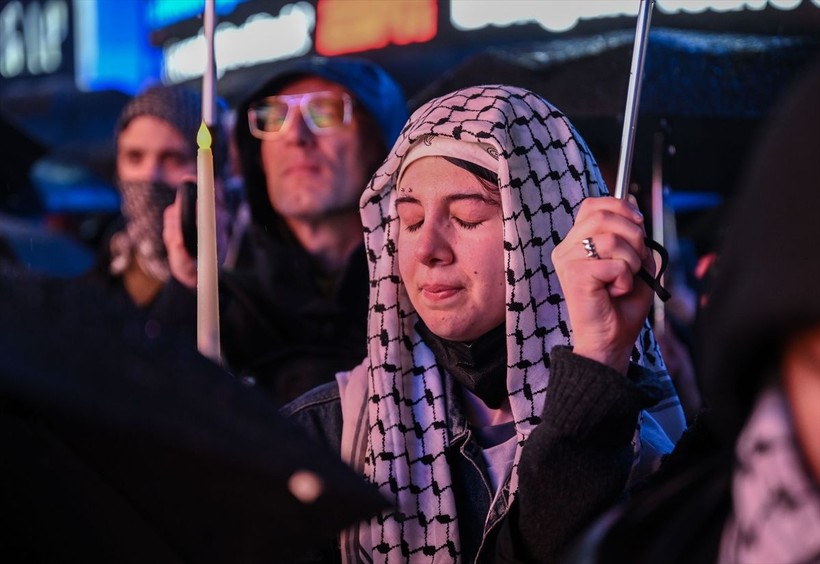 İsrail'i protesto için kendini yakan ABD askeri Times Meydanı'nda anıldı - Resim: 19