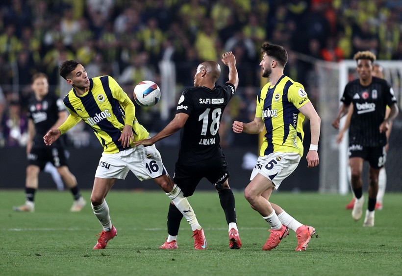Beşiktaş, Kadıköy’de Fenerbahçe’yi yendi - Resim : 4