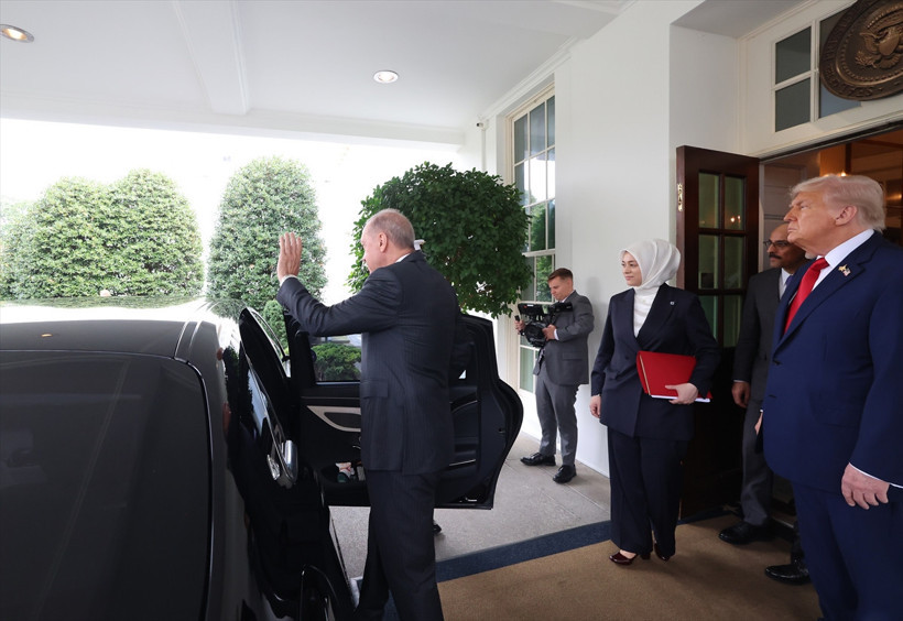 Cumhurbaşkanı Erdoğan Beyaz Saray'dan ayrıldı - Resim : 2