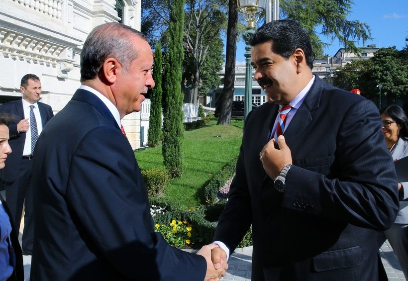 Venezüella Devlet Başkanı: Türk halkı bilmeli ki ülkemizin büyük kardeşi Erdoğan'ı çok seviyoruz çünkü o iyiliksever ve koca yürekli - Resim: 9