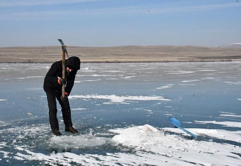 Ardahan'da eski 20 derecede Eskimo usulü balık avı! - Resim: 12
