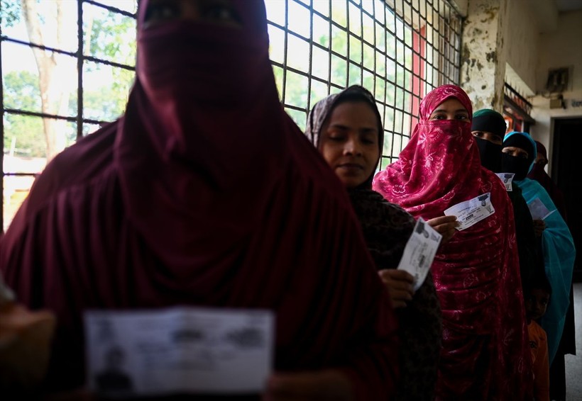 Bangladeş muhalefetin seçim boykotlarının gölgesinde sandığa gidiyor - Resim: 5
