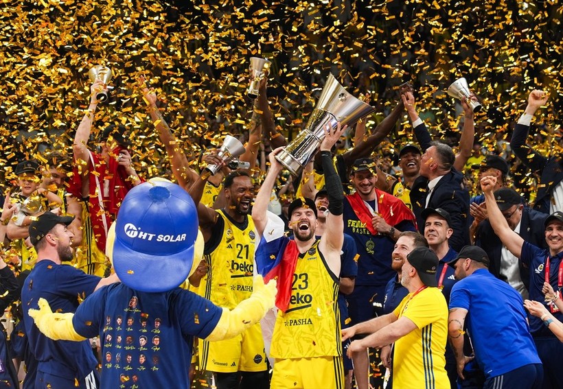 Avrupa kupası ikinci kez Fenerbahçe Beko'nun - Resim: 3