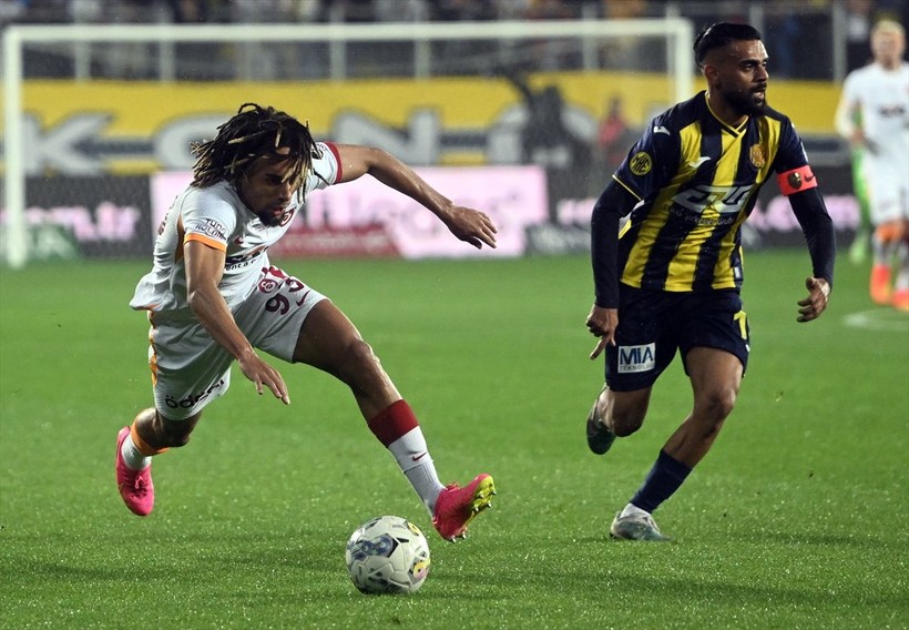 Son dakika Galatasaray haberleri... Galatasaray Ankaragücü'nü 4-1 yendi! Şampiyonluk maçından unutulmaz fotoğraflar - Resim: 27