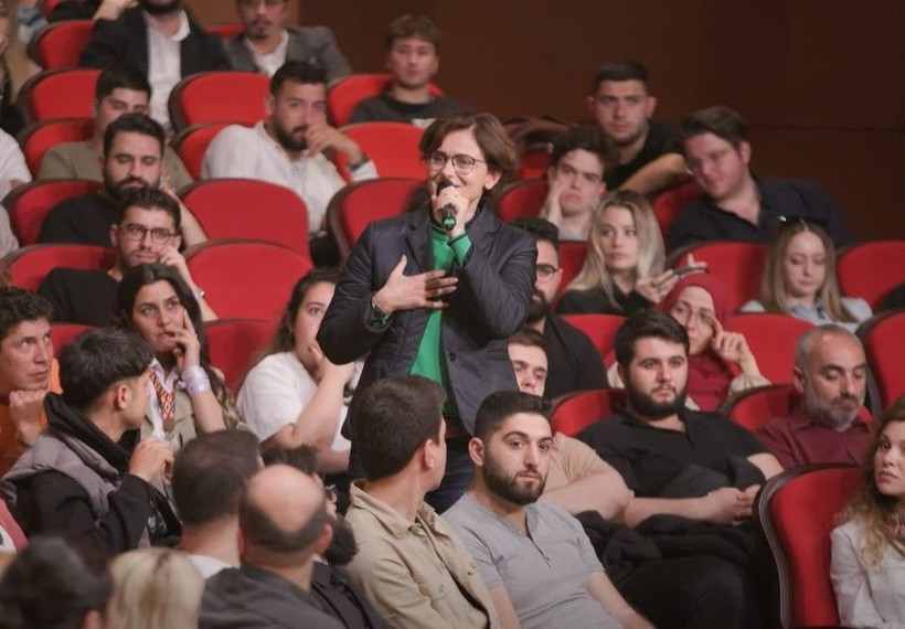 Köprüyü geçene kadar milliyetçi CHP! Göktürk bayrağıyla yürüyen Canan Kaftancıoğlu Mevzular Açık Mikrofon'da PKK elebaşı Sakine Cansız'ı savundu - Resim: 4