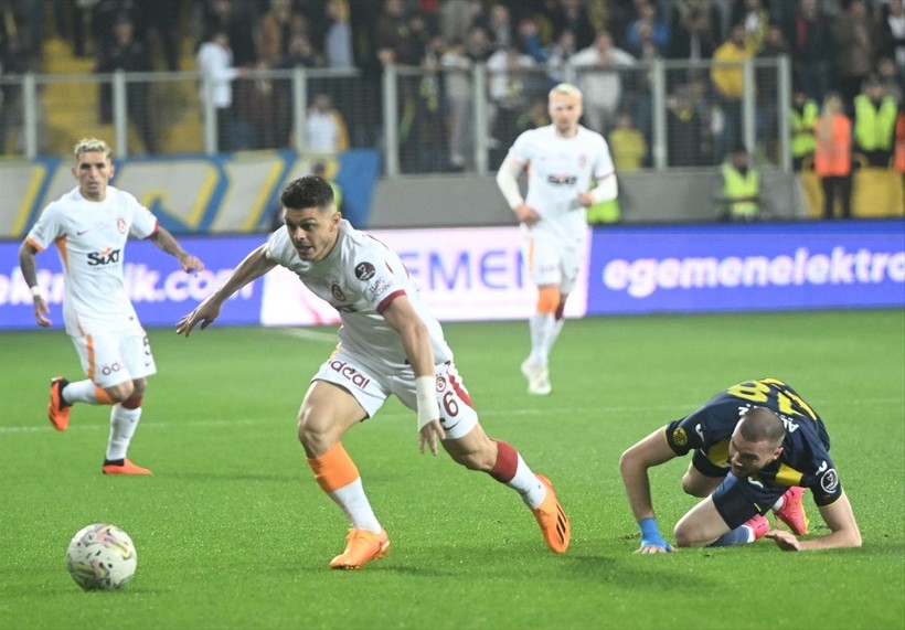 Son dakika Galatasaray haberleri... Galatasaray Ankaragücü'nü 4-1 yendi! Şampiyonluk maçından unutulmaz fotoğraflar - Resim: 57