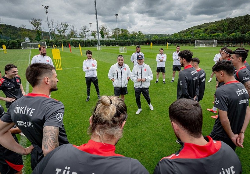 Montella ilk 11'den 8'ini belirledi! 3 bölge için ise... - Resim: 2