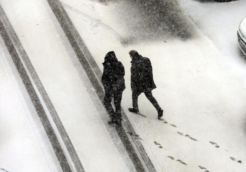 Başkent Ankara beyaz masalı yaşıyor! Yurt genelinden kar manzaraları ❄️☃️🧤 - Resim: 10