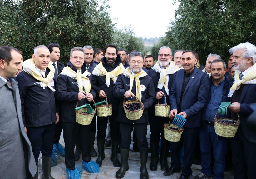 Bakan Yumaklı: Milletimiz zeytin üzerinden yapılan spekülasyonlara itibar etmesin - Resim: 9