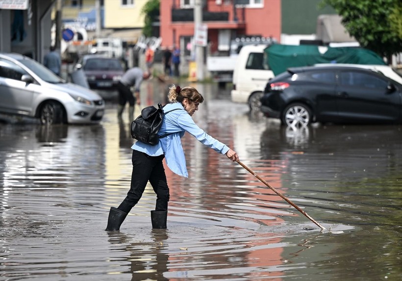 Meteoroloji'den kuvvetli yağış ve rüzgar uyarısı geldi! 24 Aralık Pazar günü hava nasıl olacak? - Resim: 40