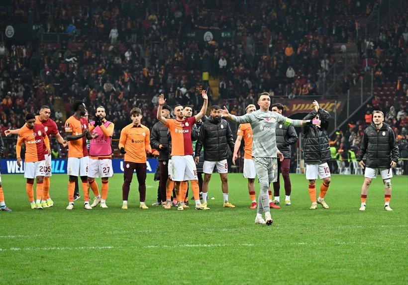 Galatasaray'ın Prag'a zaferi Çekya basınında! "Icardi nakavt etti" - Resim: 15