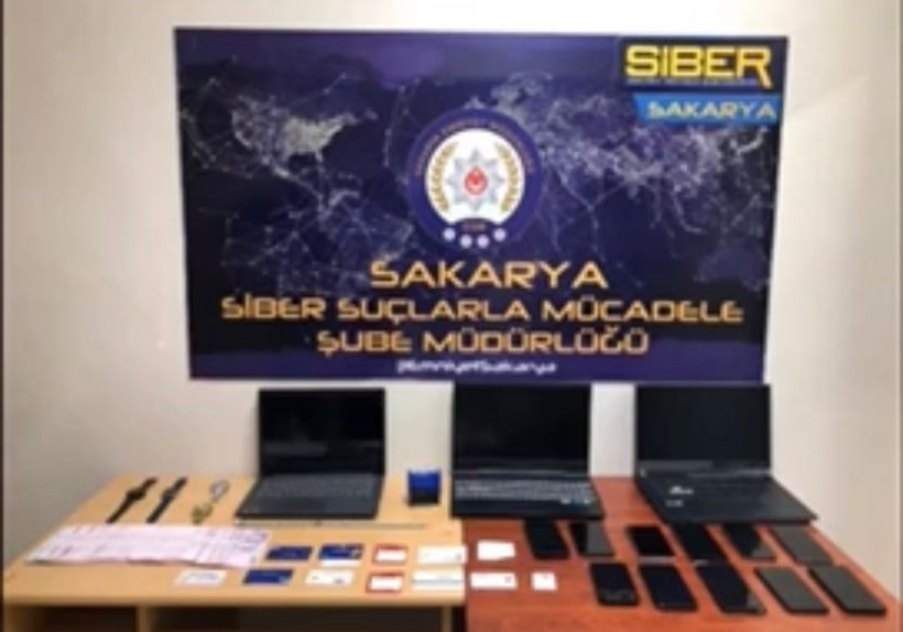 'Büyü yapma' ilanıyla yüzlerce kişiyi 1 milyondan fazla dolandırdılar! Paraları eğlence mekanlarında yediler! - Resim: 13