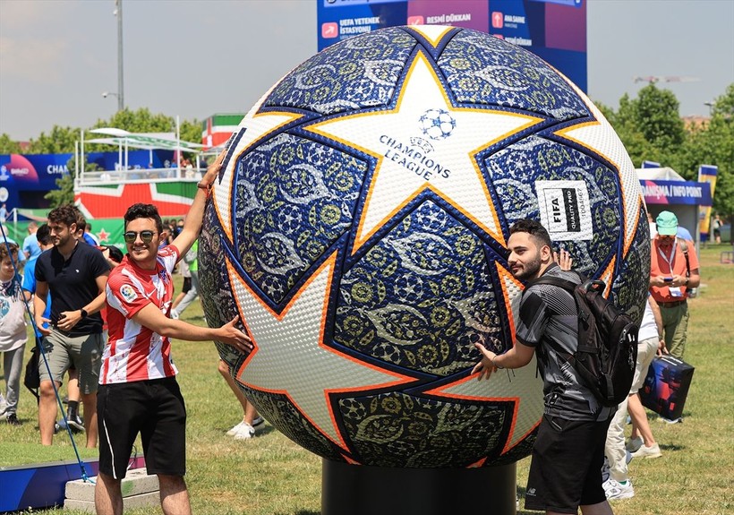 UEFA Şampiyonlar Ligi Finali kapsamında İstanbul'da düzenlenen UEFA Şampiyonlar Festivali sona erdi - Resim: 11