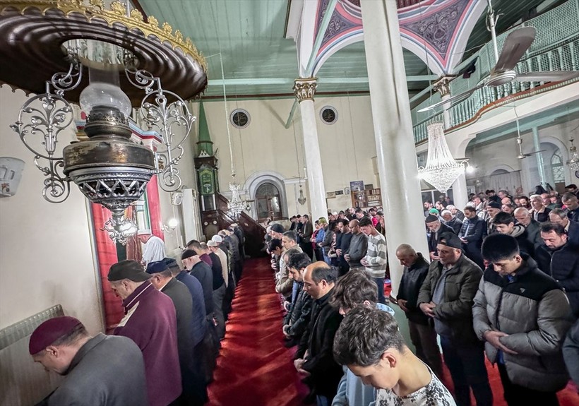 Türkiye'de ilk teravih namazı kılındı - Resim: 18