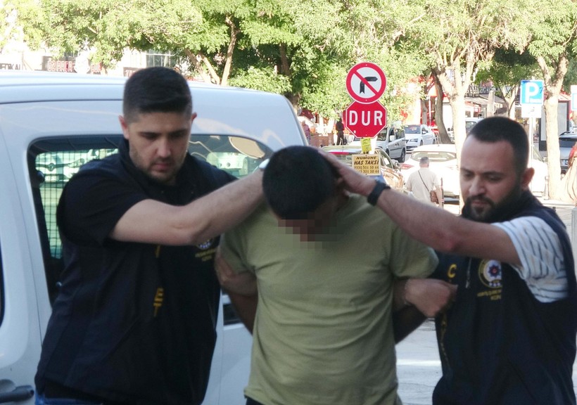 Konya'da kesik baş cinayeti! Öldürdü TIR'ın içine koyup ateşe verdi - Resim : 2