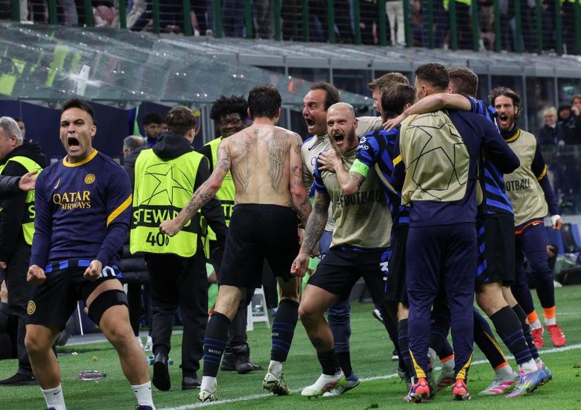 Şampiyonlar Ligi'nde muhteşem gece! Barcelona'yı 4-3 yenen İnter finale yükseldi - Resim : 2