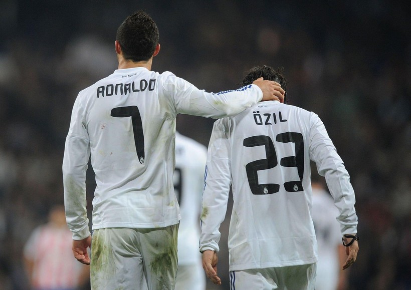 Ronaldo sonrası Mesut Özil! Arabistan ekibi devrede - Resim: 10