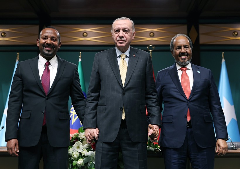 Ankara'da tarihi zirve: Türkiye Somaliland krizini çözdü - Resim : 3