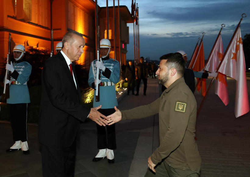 SON DAKİKA! Cumhurbaşkanı Erdoğan ile Ukrayna Devlet Başkanı Zelensky'nin görüştü: Ukrayna, NATO’ya üyeliği hak ediyor - Resim : 3