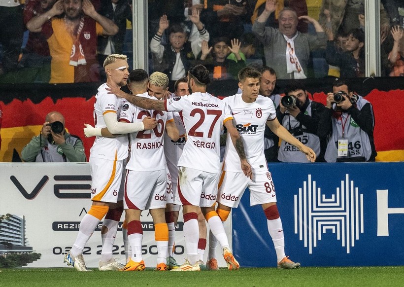 Son dakika Galatasaray haberleri... Galatasaray Ankaragücü'nü 4-1 yendi! Şampiyonluk maçından unutulmaz fotoğraflar - Resim: 7