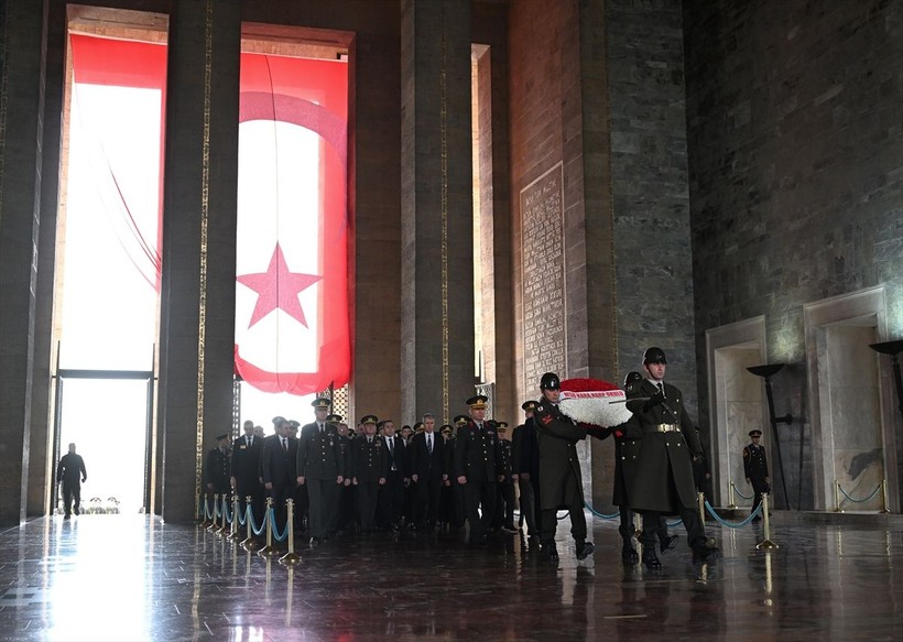 Atatürk'ün Kara Harp Okulu'na girişinin 125'inci yıl dönümü! Öğrenciler Anıtkabir'i ziyaret etti - Resim: 11
