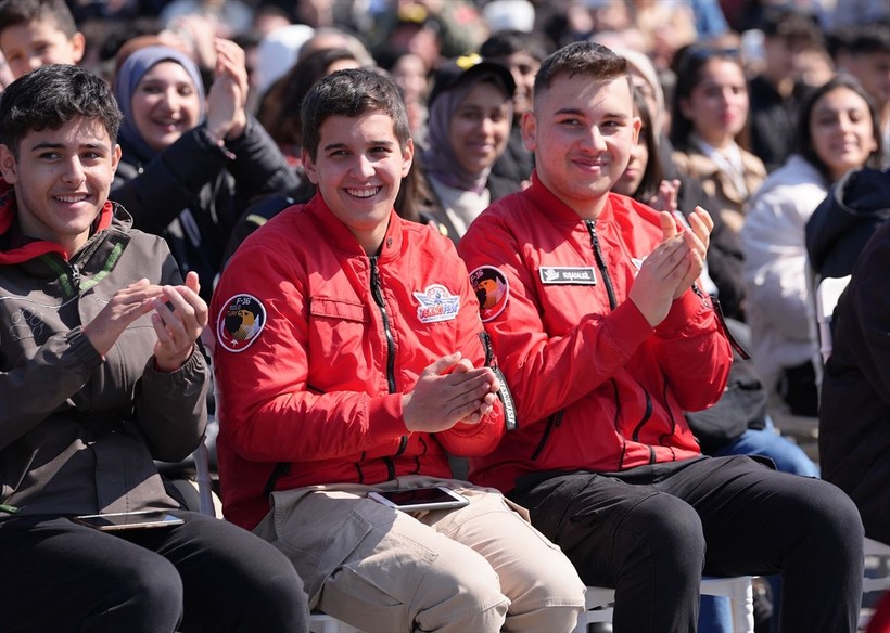 SOLOTÜRK pilotları İstanbul'da havacılık tutkunlarıyla buluştu - Resim: 8