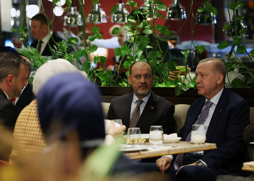 Cumhurbaşkanı Erdoğan kafede vatandaşlarla sohbet etti - Resim: 7