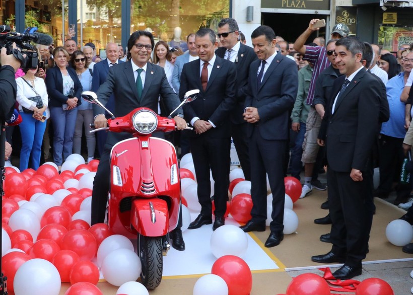 CHP lideri Özgür Özel'den Denizlili başkana kırmızı motosiklet! Birlikte tur attılar - Resim: 6