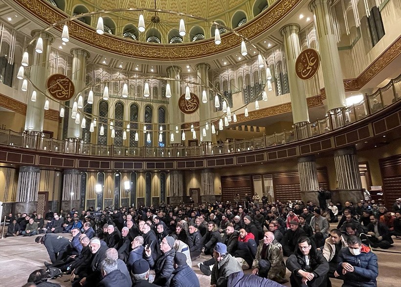 Türkiye'nin dört bir yanında Miraç Kandili idrak edildi! Dualar depremzedeler için - Resim: 83