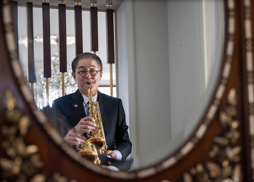 Güney Kore Büyükelçisi Lee Won-Ik Türkiye'den "Memleketim" şarkısıyla ayrıldı - Resim : 3