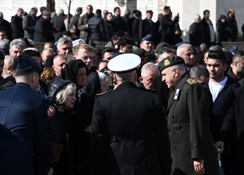 Ankara'da hayatını kaybeden eski 3. Ordu Komutanı emekli Orgeneral Saldıray Berk son yolculuğuna uğurlandı - Resim: 17