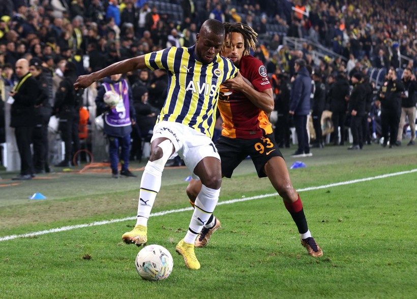 Galatasaray, Fenerbahçe'yi Kadıköy'de 3-0 yendi! İşte derbi maçtan özel kareler - Resim: 20