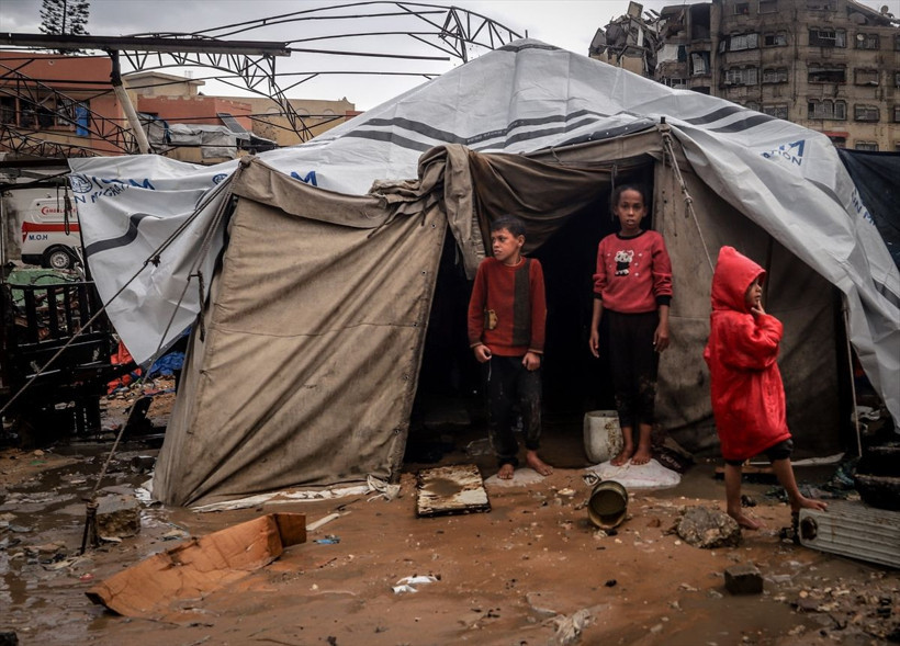 Gazzelilerin çadırları sular altında kaldı - Resim: 1