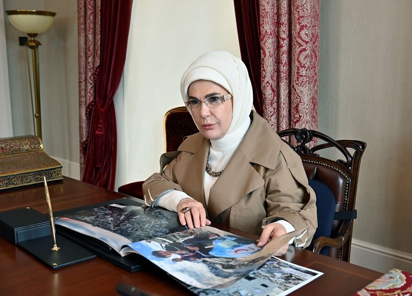 Emine Erdoğan'dan Kızılay'a kurban bağışı! Cumhurbaşkanı Erdoğan'ı geçti - Resim: 4