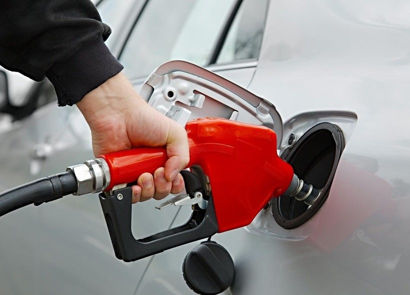 Akaryakıtta çifte indirim! Araç sahiplerine müjde: Benzine ve motorine bugünden itibaren... - Resim: 3